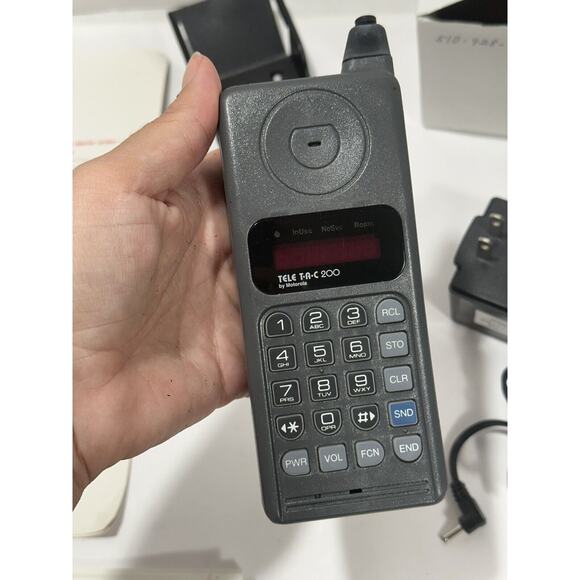 Vintage Tele Tac 200 Motorola Cell Phone + Extras Powers On For Parts Only AS-IS - Picture 7 of 11
